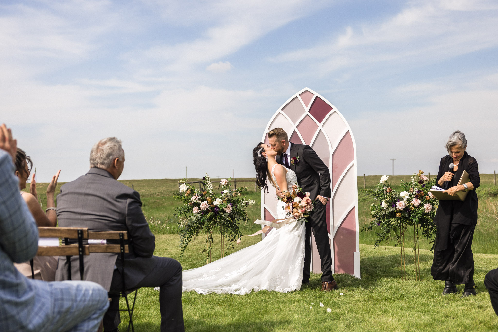garden-style-outdoor-tent-wedding-at-the-gathered